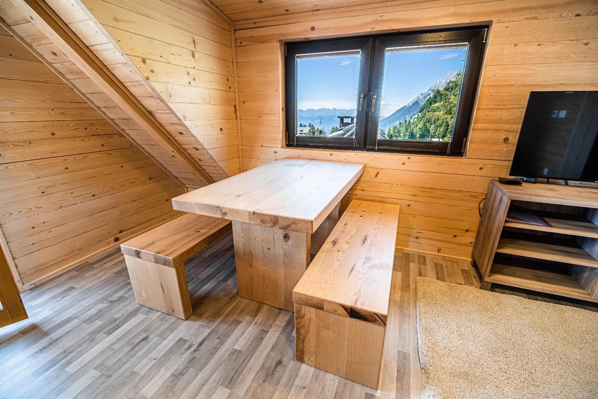 Apartments Zvoh, Krvavec, Ski-In, Ski-Out Cerklje na Gorenjskem Habitación foto